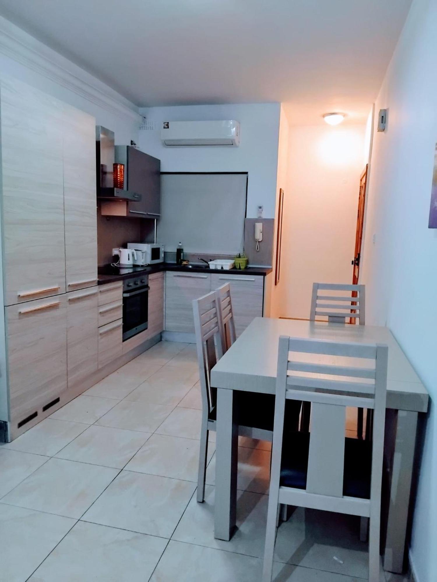 Gzira Smart 1 Bedroom Apartment Eksteriør bilde